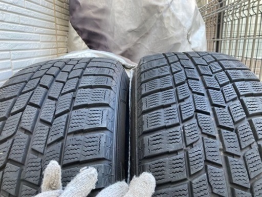 スタッドレス　215 60 R17  4本