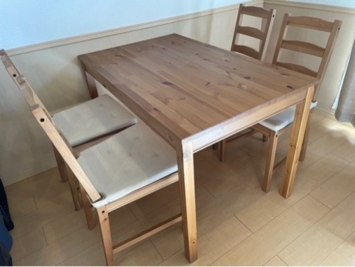 ダイニングテーブルセット　IKEA