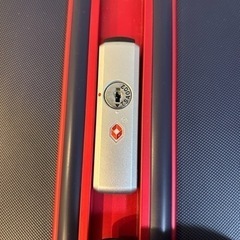 スーツケース(機内持ち込み可能な大きさ)の画像