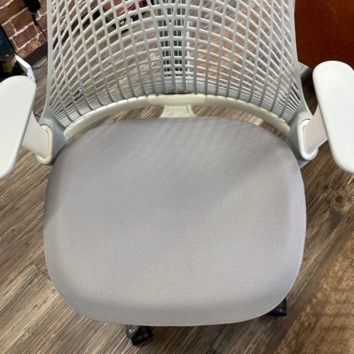 ハーマンミラー　セイルチェア　グレー