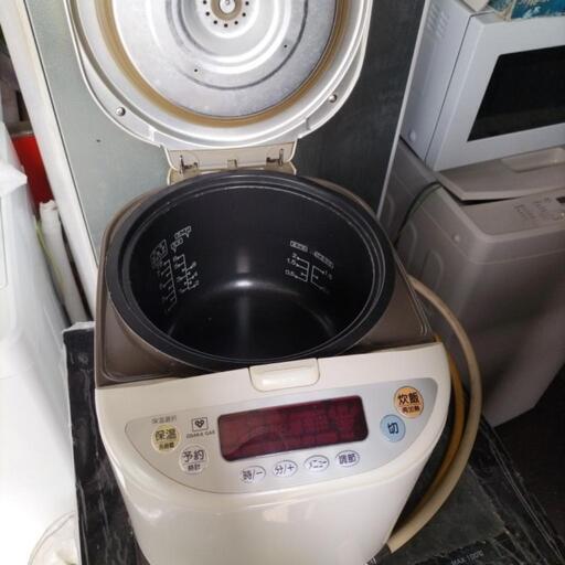 ガス炊飯器