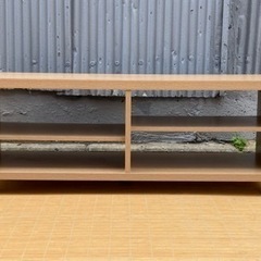 キャスター付きテレビ台の画像