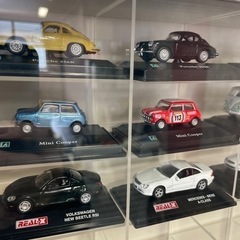 ミニカー　セット　展示ケース付きの画像