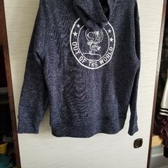 受け渡し決定。週末までの最終値下げ。100品出品中。超目玉商品。早い者勝ち。パーカー。の画像