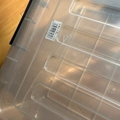 蓋付き収納ケースの画像