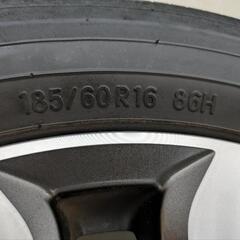 MAZDAデミオ純正アルミホイールタイヤセットの画像