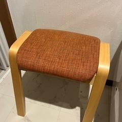 おしゃれなスツールの画像