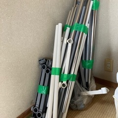 ポールハンガー　ハンガーラック　おそらく3台分くらい