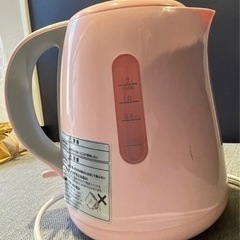 ピンク　電気ポットの画像