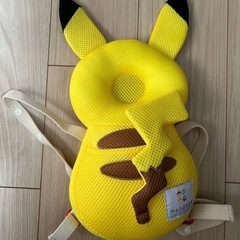 モンポケ　ピカチュウ　クッション　ヘッドガード
