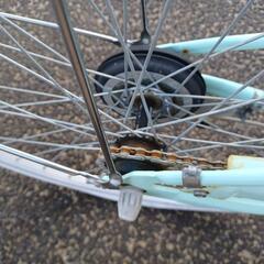 小学校高学年女の子自転車の画像
