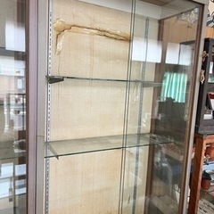 ガラスショーケース　4段　木製　レトロ　キズありの画像