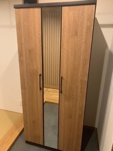 格安でお譲りします！棚　ハンガーラック付き