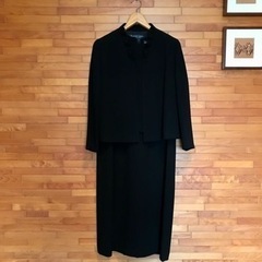 礼服　喪服　ブラックフォーマル　HARDY AMIES
