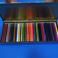 本立て　色鉛筆の画像