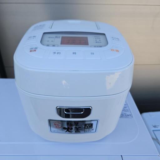 美品　高年式　動作良好　アイリスオーヤマ　ジャー炊飯器　2022年製　3合炊き　KS-RC21M05-W　ホワイト\n\n