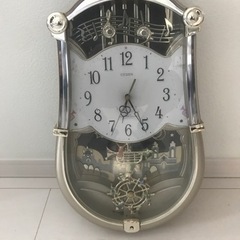 素敵な壁掛け電波時計です(動かなくなりました)