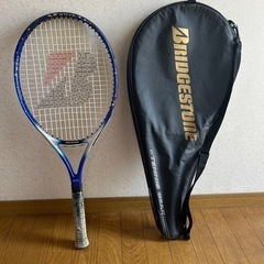 テニス　ラケット　決まりました。