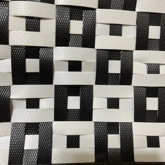 かごバック　白黒の画像