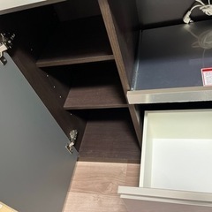 キッチン収納　レンジ台の画像