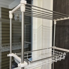 【引き渡し予定です】ランドリーラック　洗濯機ラックの画像