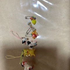 ハンドメイド　ビーズ　アクセサリーの画像