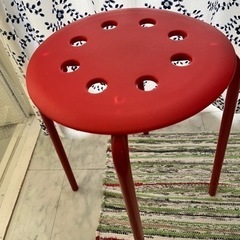 IKEA MARIUS マリウススツール、45cmの画像