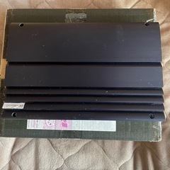 自動車用パワーアンプ　60W4チャンネル