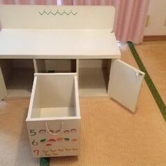 おもちゃ箱の画像