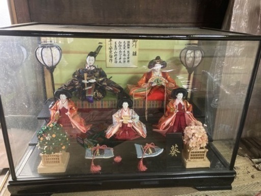 ひな人形　雛人形　ガラスケースに入ってますので綺麗です！！