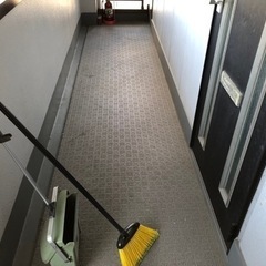 賃貸マンションの日常清掃のお仕事です