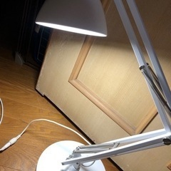ニトリ　電気スタンドの画像