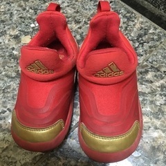 adidas 14cm スニーカー