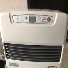 石油ファンヒーターです
