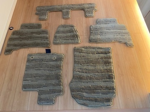 純正マット　プラド　7人乗り用　純正マット　新車外し