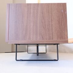 Francfranc(フランフラン)のRT(ルト) ローボードです。シックな色合い