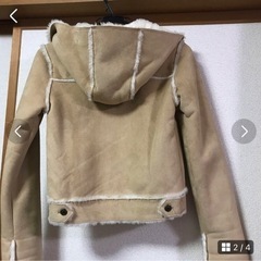 GAP アウター　140センチの画像