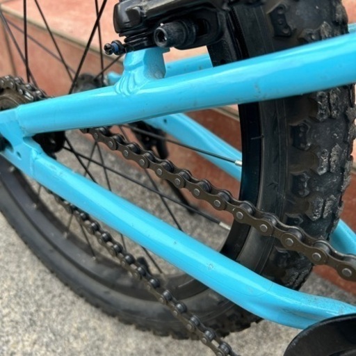 マウンテンバイク　ヨツバサイクル　18インチ