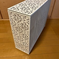 トイレットペーパーフォルダー　レースの画像