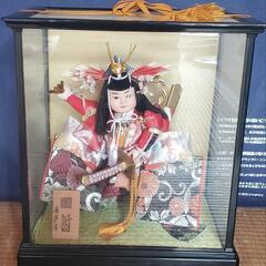 日本人形です。