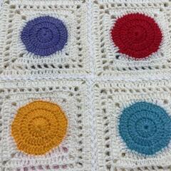 新品❢　手編みひざ掛け　カバー　の画像