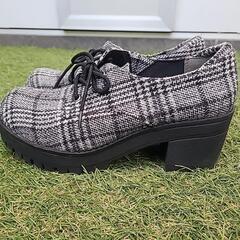 美品✨　レディース靴 Mサイズの画像