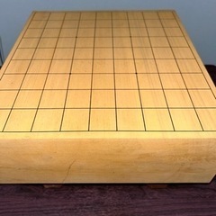 本格木製将棋盤　将棋盤 脚付 へそ有 盤面36×33㎝ 高さ23㎝