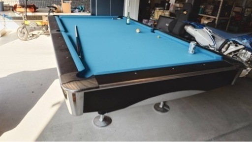 ビリヤード台