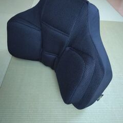 車　腰当てクッションの画像