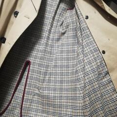 【未着用】BURBERRY　トレンチコートの画像