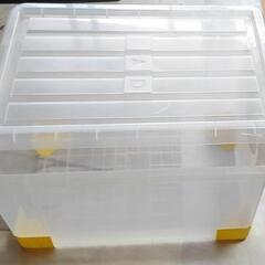 衣装ケースの画像