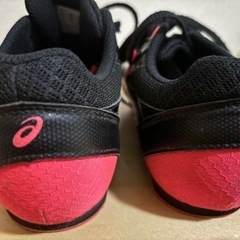 asics 陸上競技用スパイクシューズの画像