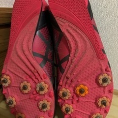 asics 陸上競技用スパイクシューズの画像