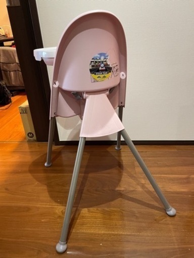 ベビービョルン　ハイチェア　廃盤のピンク色